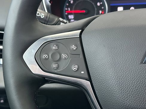 Used 2023 Chevrolet Traverse RS w/ LPO, Cargo Package AWD/4WD image 31