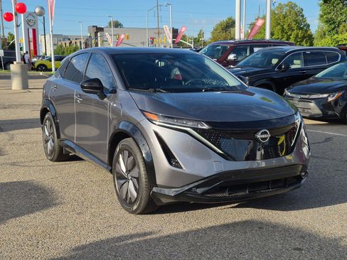 Used 2023 Nissan Ariya AWD image 1
