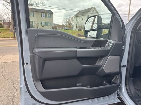 New 2026 Ford F250 Lariat w/ Black Appearance Package AWD/4WD image 13