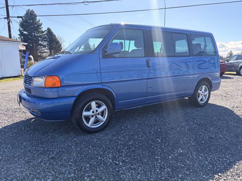 Used 2001 Volkswagen Eurovan FWD image 6