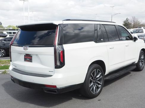 Used 2021 Cadillac Escalade ESV Sport w/ Driver Assist Tech Package AWD/4WD image 7