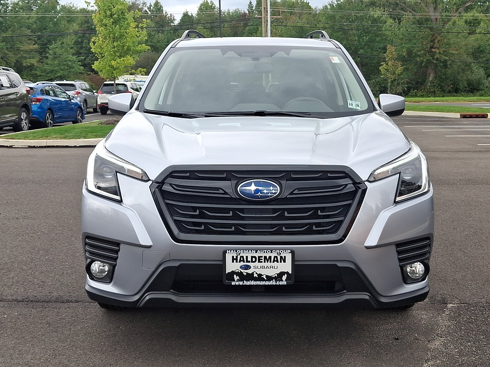 Certified 2023 Subaru Forester Premium AWD/4WD image 2