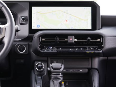 Used 2024 Toyota Land Cruiser image 27