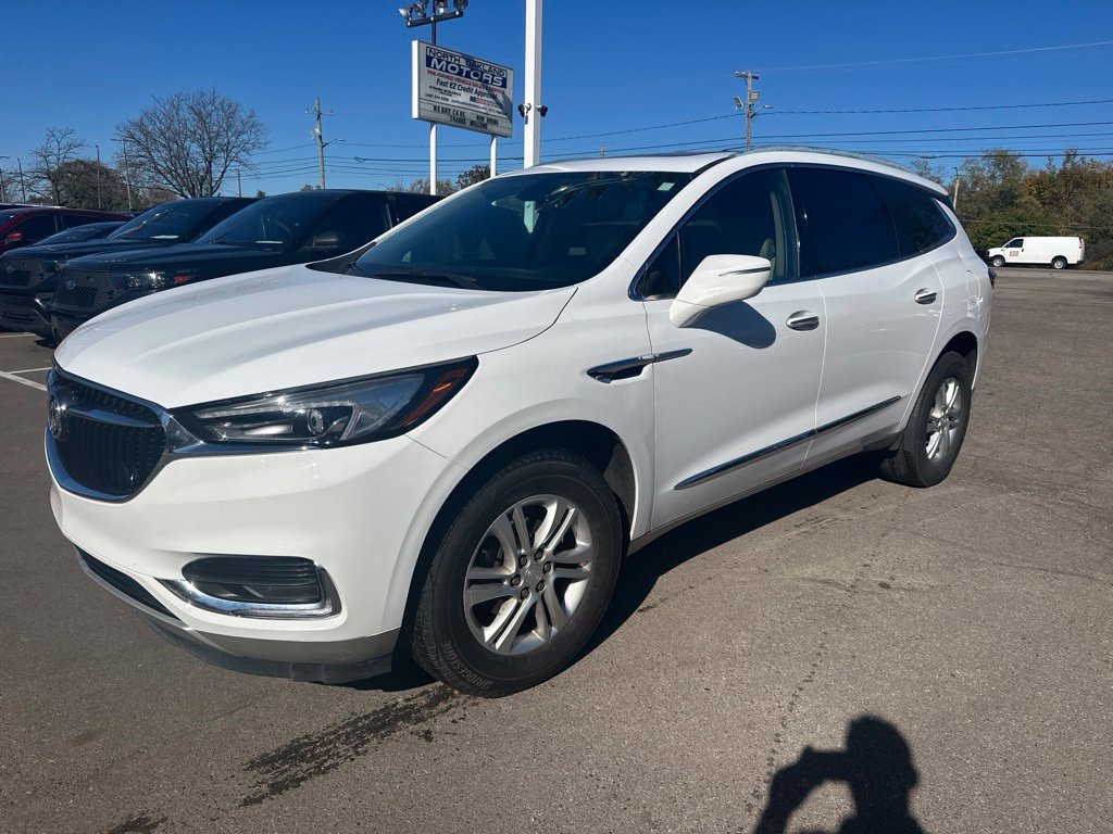Used 2020 Buick Enclave Essence FWD image 1