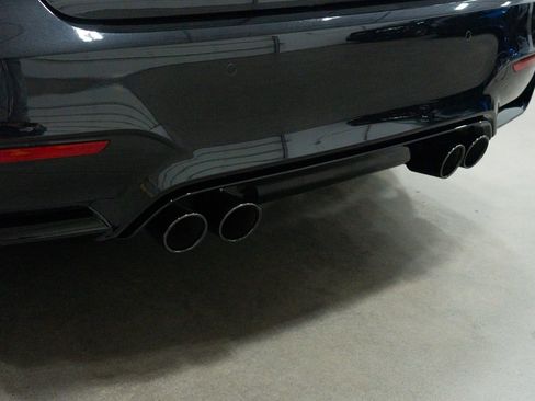 Used 2018 BMW M3 w/ Competition Package image 10