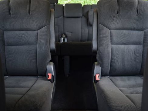 Used 2014 Dodge Grand Caravan American Value Package FWD image 16