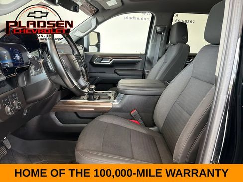 Used 2023 Chevrolet Silverado 1500 RST w/ Max Trailering Package AWD/4WD image 7