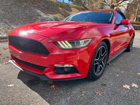 Used 2016 Ford Mustang Premium image 29