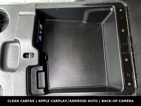 Used 2022 RAM 1500 Classic SLT AWD/4WD image 22