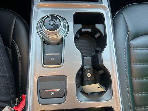 Used 2023 Ford Edge SEL image 29