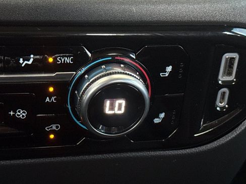 Used 2022 GMC Sierra 1500 Elevation AWD/4WD image 28