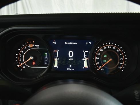 Used 2024 Jeep Wrangler Unlimited Rubicon 392 image 38