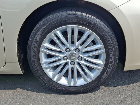 Used 2015 Lexus ES 350 image 8