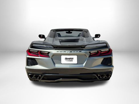 Used 2023 Chevrolet Corvette Stingray Preferred Conv w/ Z51 Performance Package RWD image 4
