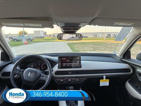 New 2026 Honda HR-V LX image 15