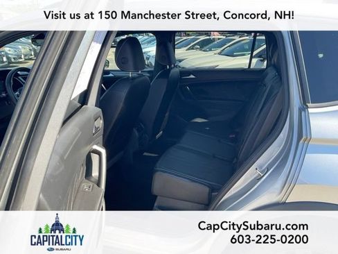 Used 2022 Volkswagen Tiguan SE R-Line AWD/4WD image 16