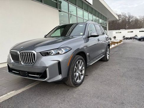 New 2026 BMW X5 xDrive40i image 3