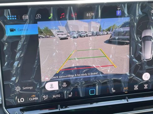 New 2026 Volkswagen Tiguan SE R-Line FWD image 27