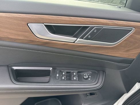 New 2026 Volkswagen Atlas SE image 17