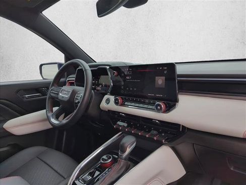 Used 2024 GMC Canyon AT4X w/ AT4X AEV Edition image 23