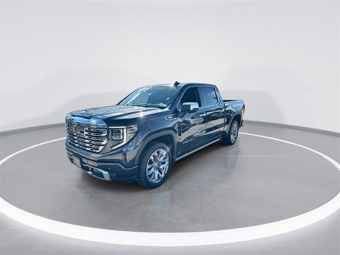Certified 2024 GMC Sierra 1500 Denali w/ Denali Reserve Package image 4