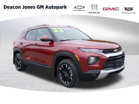 Certified 2022 Chevrolet TrailBlazer LT image 1