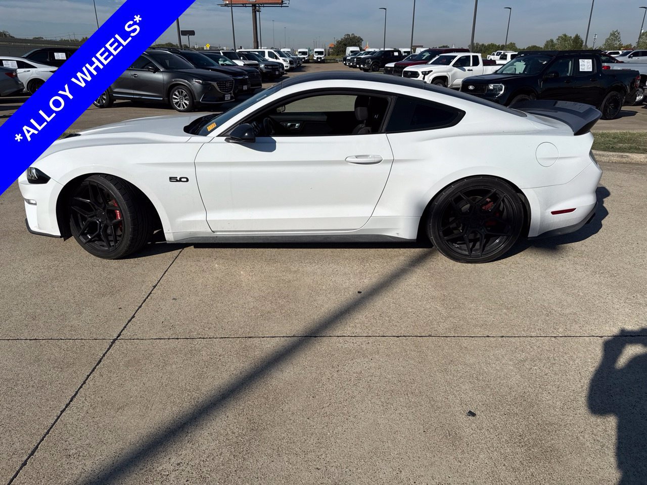 Used 2018 Ford Mustang GT w/ Equipment Group 301A RWD image 3