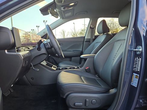 Used 2026 Hyundai Kona SEL Premium image 17