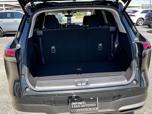 Certified 2026 INFINITI QX60 Luxe w/ Family Package FWD image 50