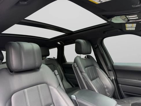 Used 2019 Land Rover Range Rover Sport HSE AWD/4WD image 37
