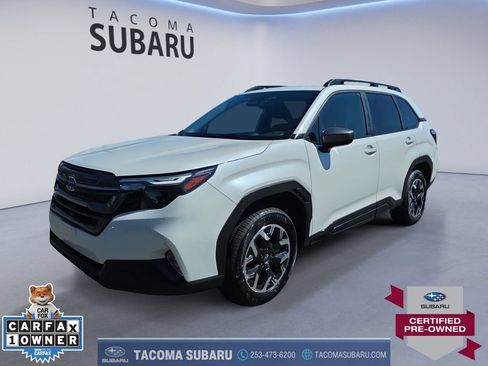 Used 2025 Subaru Forester Premium AWD/4WD image 1