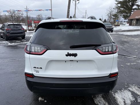 Used 2019 Jeep Cherokee Latitude Plus image 6