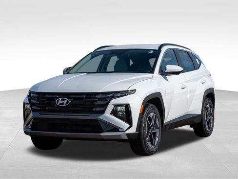 New 2026 Hyundai Tucson SEL image 3