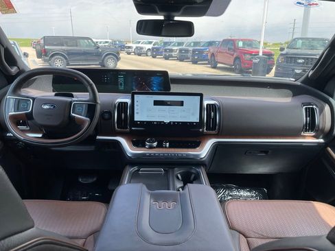 Used 2025 Ford Expedition Max King Ranch AWD/4WD image 33
