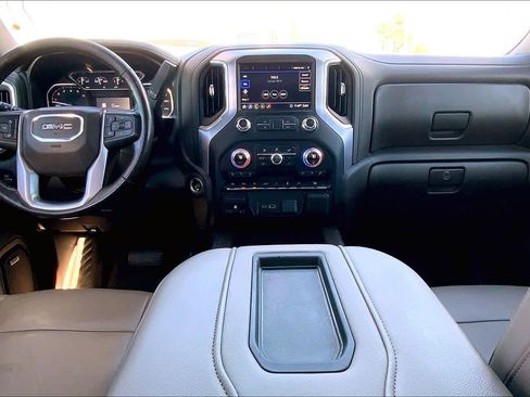 Used 2020 GMC Sierra 1500 SLT image 14