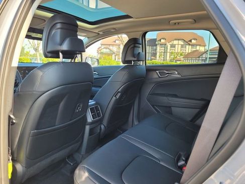 New 2026 Kia Sportage EX w/ EX Panoramic Sunroof Package image 6