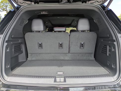 New 2026 Chevrolet Traverse RS image 7