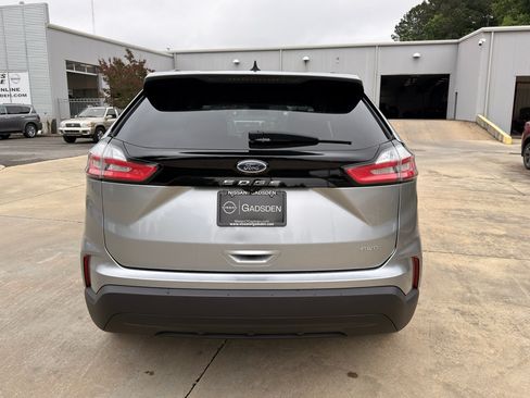 Used 2022 Ford Edge SE AWD/4WD image 4