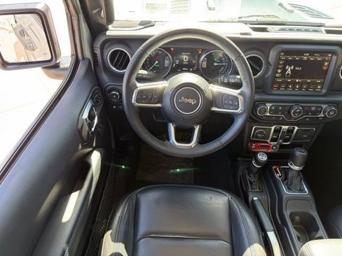 Used 2023 Jeep Wrangler Unlimited Rubicon 4xe w/ Steel Bumper Group image 14