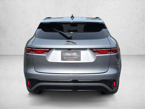 Certified 2025 Jaguar F-PACE R-Dynamic S image 6