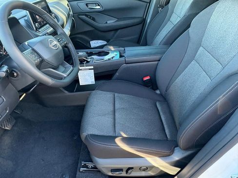 New 2026 Nissan Rogue SV image 11