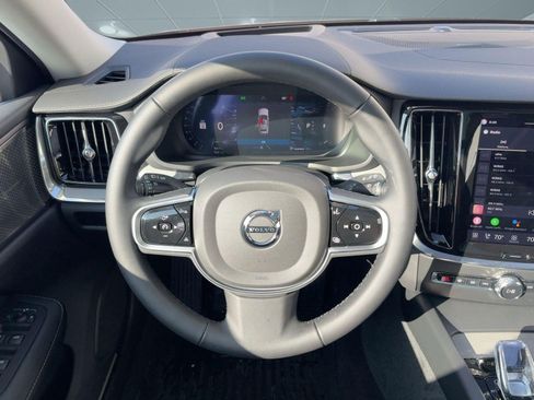 Certified 2026 Volvo V60 B5 Cross Country Ultra image 18