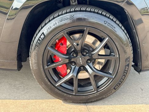 Used 2020 Jeep Grand Cherokee SRT w/ Trailer Tow Group IV AWD/4WD image 10