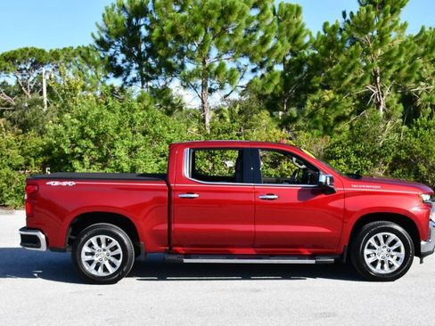 Used 2019 Chevrolet Silverado 1500 LTZ w/ LTZ Premium Package AWD/4WD image 32