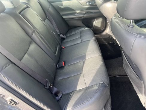 Used 2014 Nissan Altima 3.5 SL w/ Technology Package FWD image 12