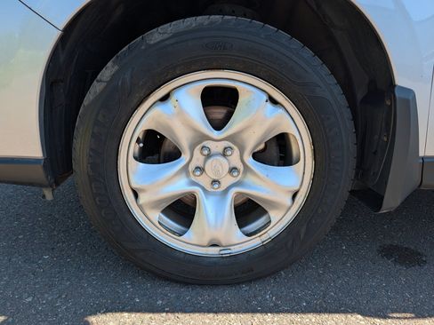 Used 2017 Subaru Forester 2.5i AWD/4WD image 15