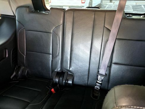 Used 2016 Chevrolet Tahoe LT image 14