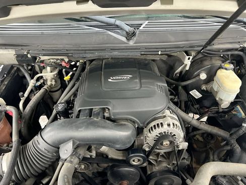 Used 2007 Chevrolet Tahoe LTZ w/ LTZ Preferred Equipment Group AWD/4WD image 24