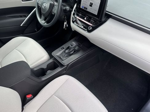 New 2026 Toyota Corolla Cross L image 16