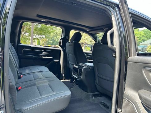 Used 2019 RAM 1500 Big Horn AWD/4WD image 45